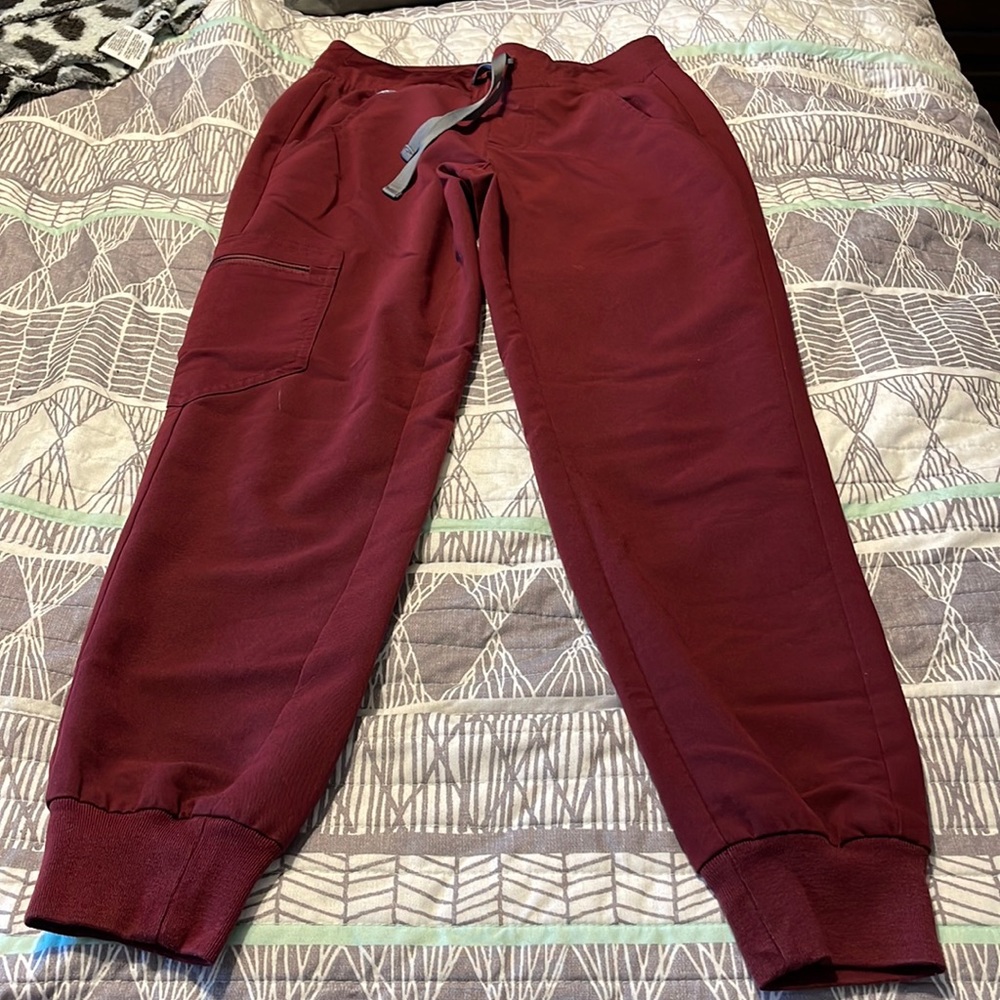 Fig scrub bottoms